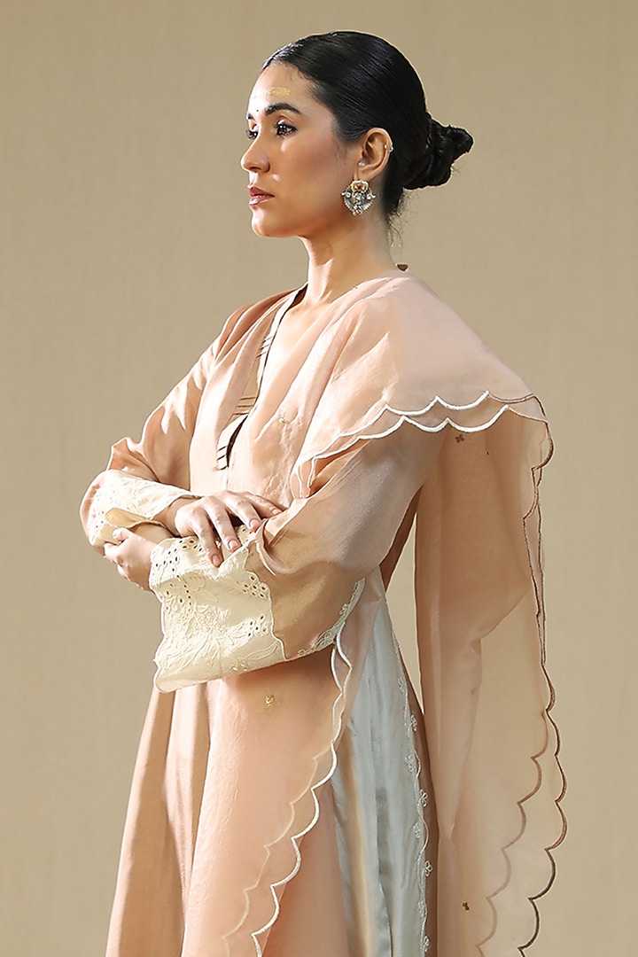 Rose Gold Summer Silk Handpainted Kurta Set by Arpita Sulakshana at Pernia's Pop Up Shop