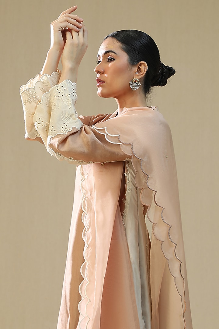 Rose Gold Summer Silk Handpainted Kurta Set by Arpita Sulakshana at Pernia's Pop Up Shop