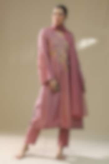 Dusky Pink Summer Silk Handpainted Kurta Set by Arpita Sulakshana at Pernia's Pop Up Shop