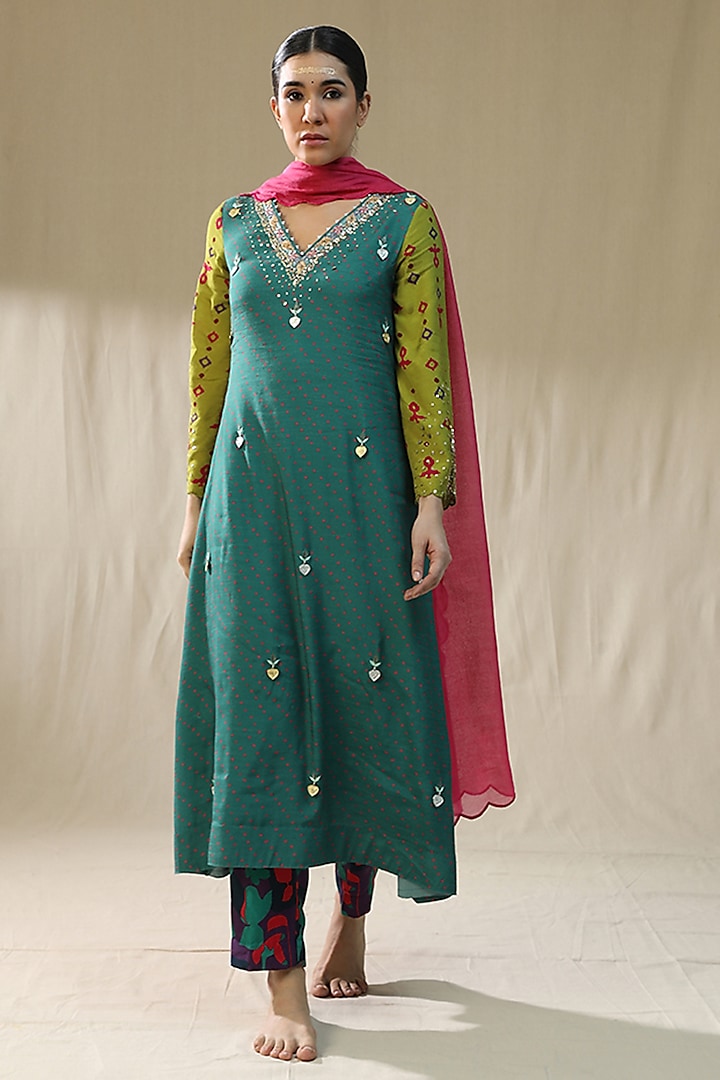 Emerald Green Chanderi Silk A-Line Kurta Set by Arpita Sulakshana at Pernia's Pop Up Shop