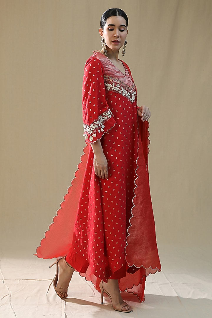 Red Chanderi Silk Kurta Set by Arpita Sulakshana at Pernia's Pop Up Shop