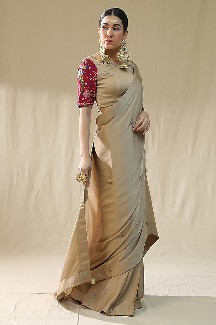 Golden Chiffon Silk Pre-Stitched Wedding Saree Set by Arpita Sulakshana at Pernia's Pop Up Shop