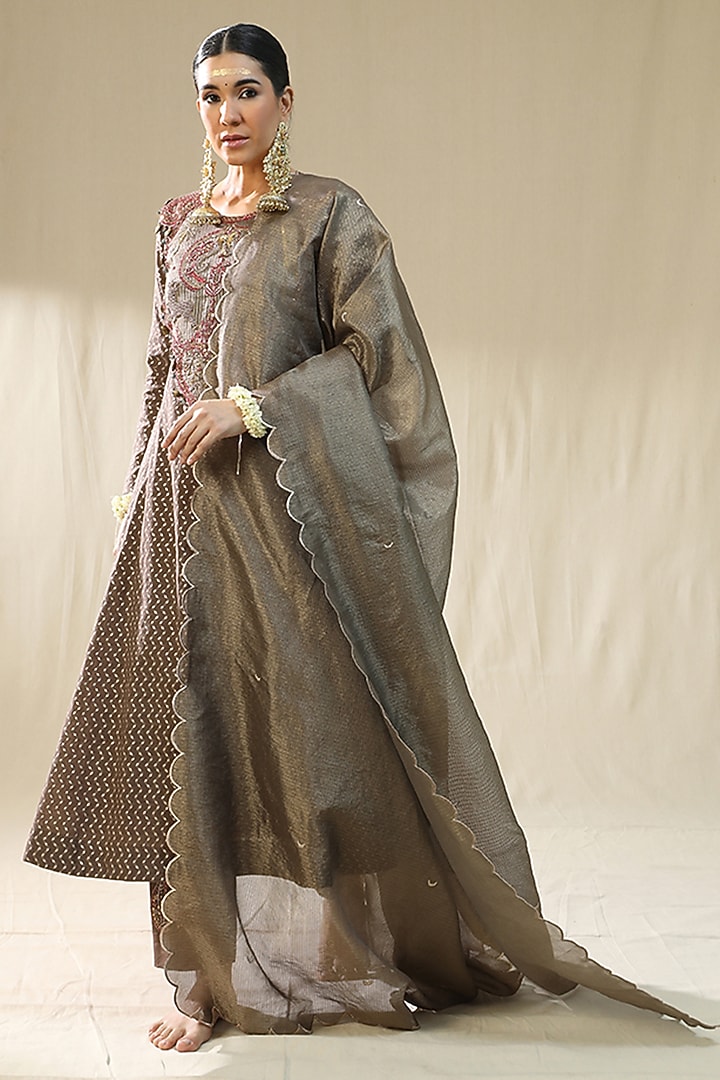 Mocha Colored Chanderi Silk Kurta Set by Arpita Sulakshana at Pernia's Pop Up Shop
