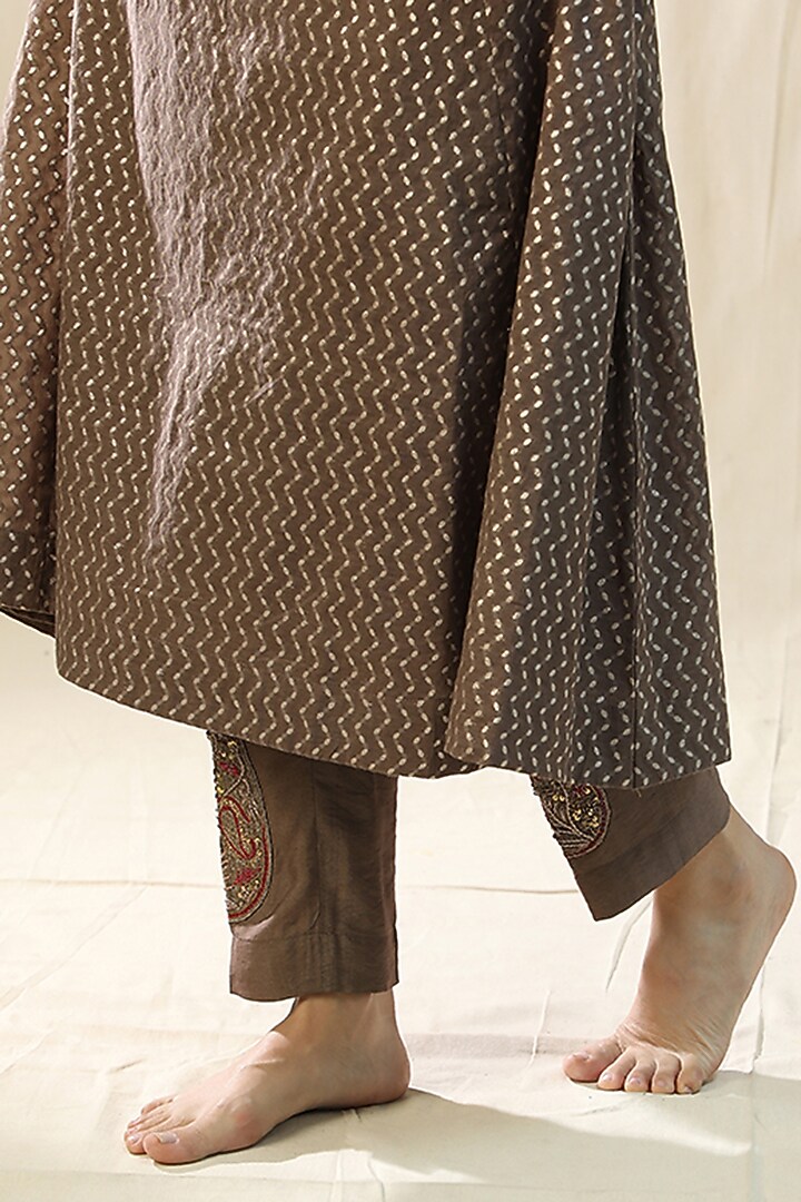 Mocha Colored Chanderi Silk Kurta Set by Arpita Sulakshana at Pernia's Pop Up Shop