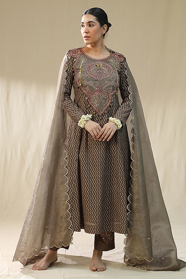 Mocha Colored Chanderi Silk Kurta Set by Arpita Sulakshana at Pernia's Pop Up Shop