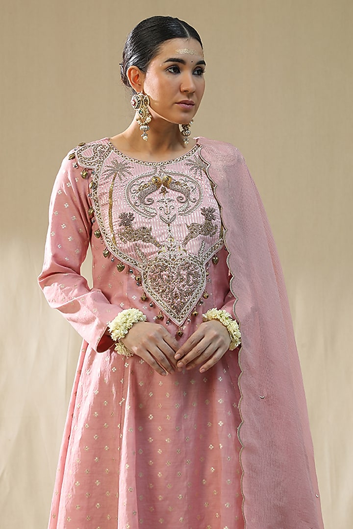 Light Pink Chanderi Silk Kurta Set by Arpita Sulakshana at Pernia's Pop Up Shop