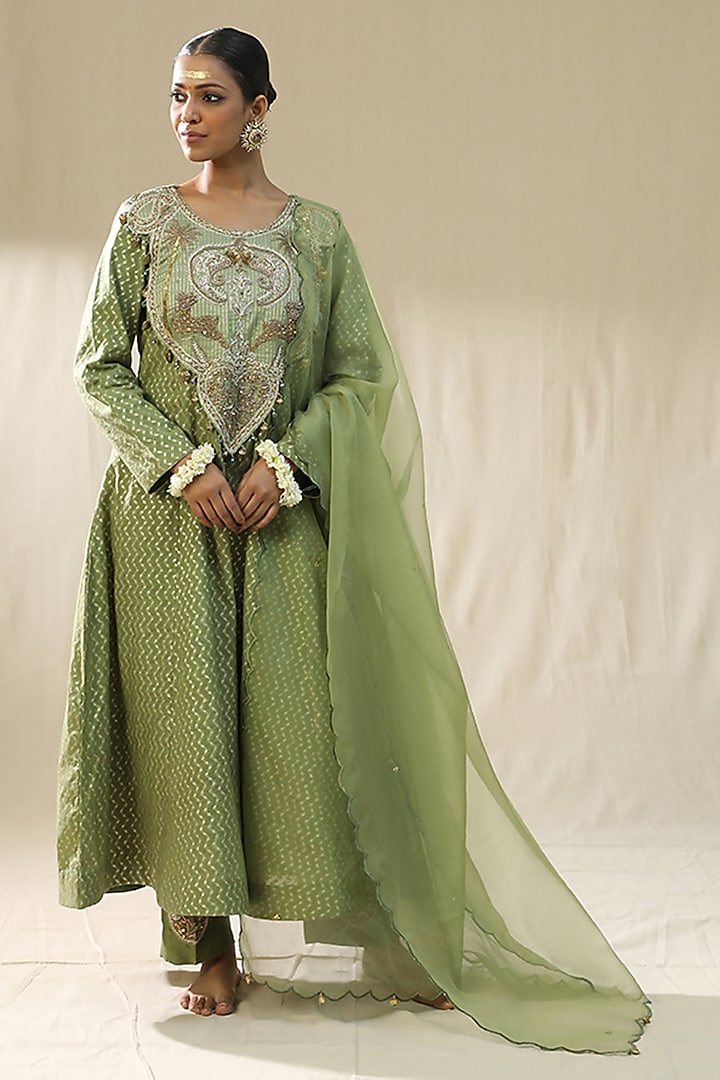 Pista Green Chanderi Silk Embroidered Kurta Set by Arpita Sulakshana at Pernia's Pop Up Shop
