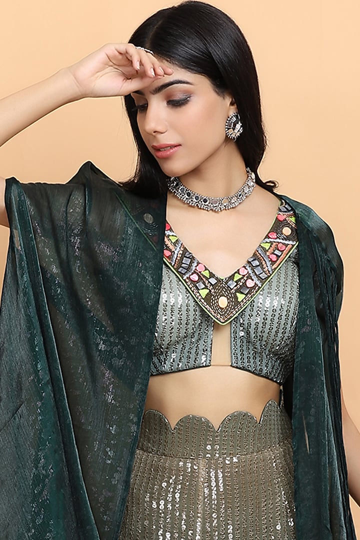 Emerald Green Hand Painted Cape Set by Arpita Sulakshana at Pernia's Pop Up Shop