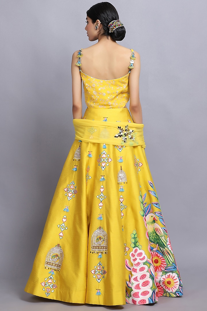 Yellow Embroidered Wedding Lehenga Set by Arpita Sulakshana at Pernia's Pop Up Shop