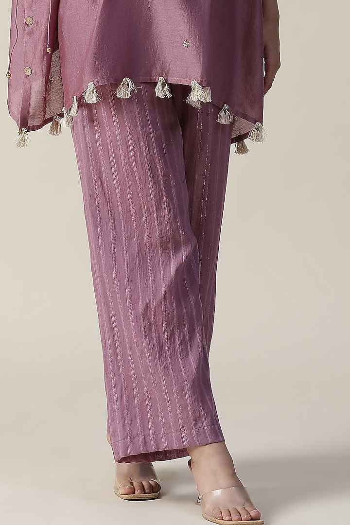 Rosy Mauve Chander Silk Printed & Embroidered Co-Ord Set by Arpita Sulakshana at Pernia's Pop Up Shop