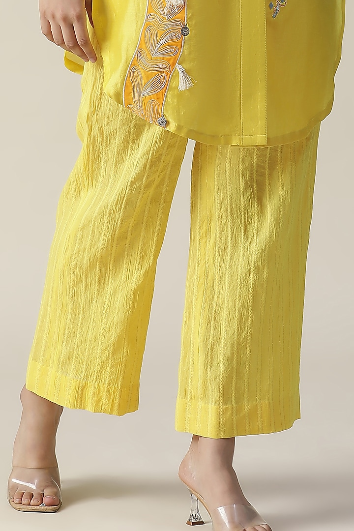 Yellow Chanderi Silk Handpainted & Embroidered Co-Ord Set by Arpita Sulakshana at Pernia's Pop Up Shop