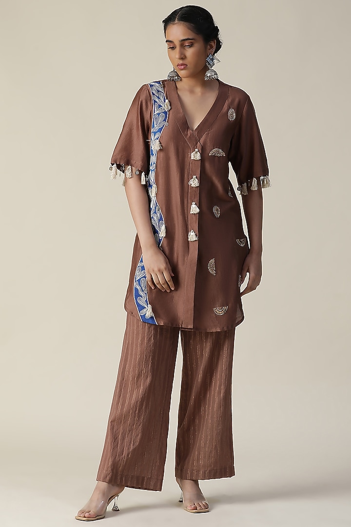 Brown Chanderi Silk Handpainted & Embroidered Co-Ord Set by Arpita Sulakshana at Pernia's Pop Up Shop