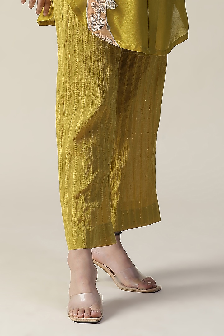 Green Chanderi Silk Handpainted & Embroidered Co-Ord Set by Arpita Sulakshana at Pernia's Pop Up Shop