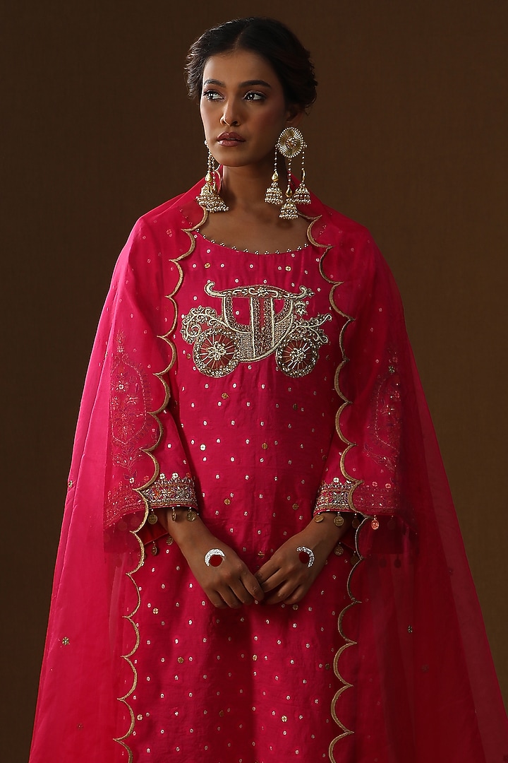 Hot Pink Chanderi Silk Floral Zari Embroidered Kurta Set by Arpita Sulakshana at Pernia's Pop Up Shop