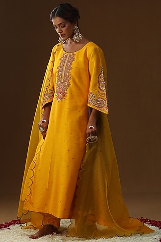 Yellow Raw Silk Zari Embroidered Kurta Set by Arpita Sulakshana