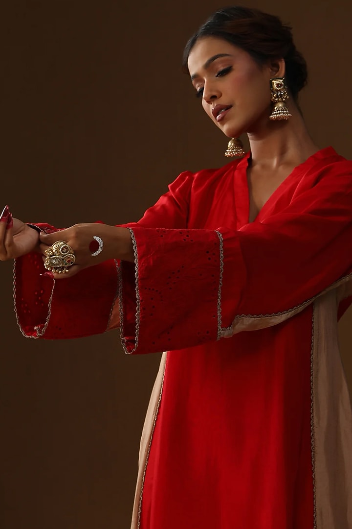 Red Summer silk Motif Hand Painted Kurta Set by Arpita Sulakshana at Pernia's Pop Up Shop