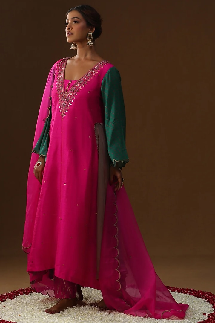Hot Pink Pure Raw Silk Printed & Dori Embroidered Kurta Set by Arpita Sulakshana at Pernia's Pop Up Shop