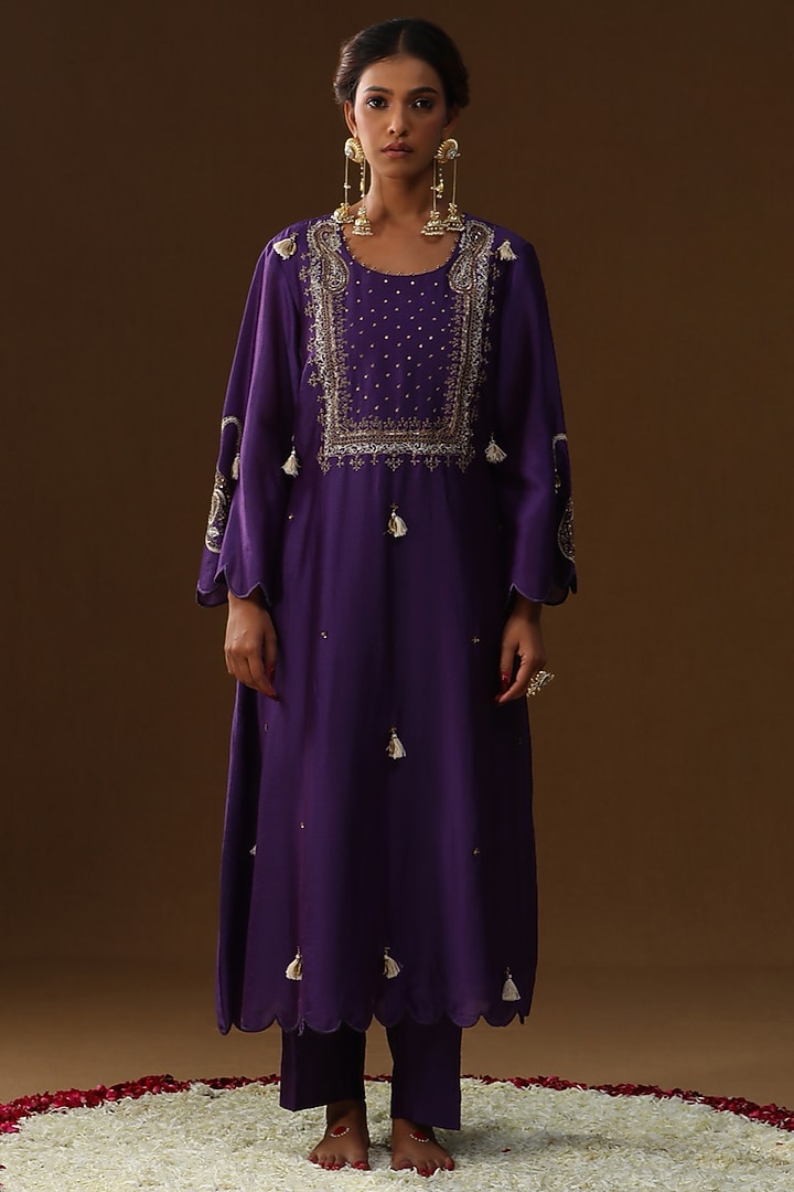 Purple Chanderi Silk Zari Embroidered Kurta Set by Arpita Sulakshana at Pernia's Pop Up Shop