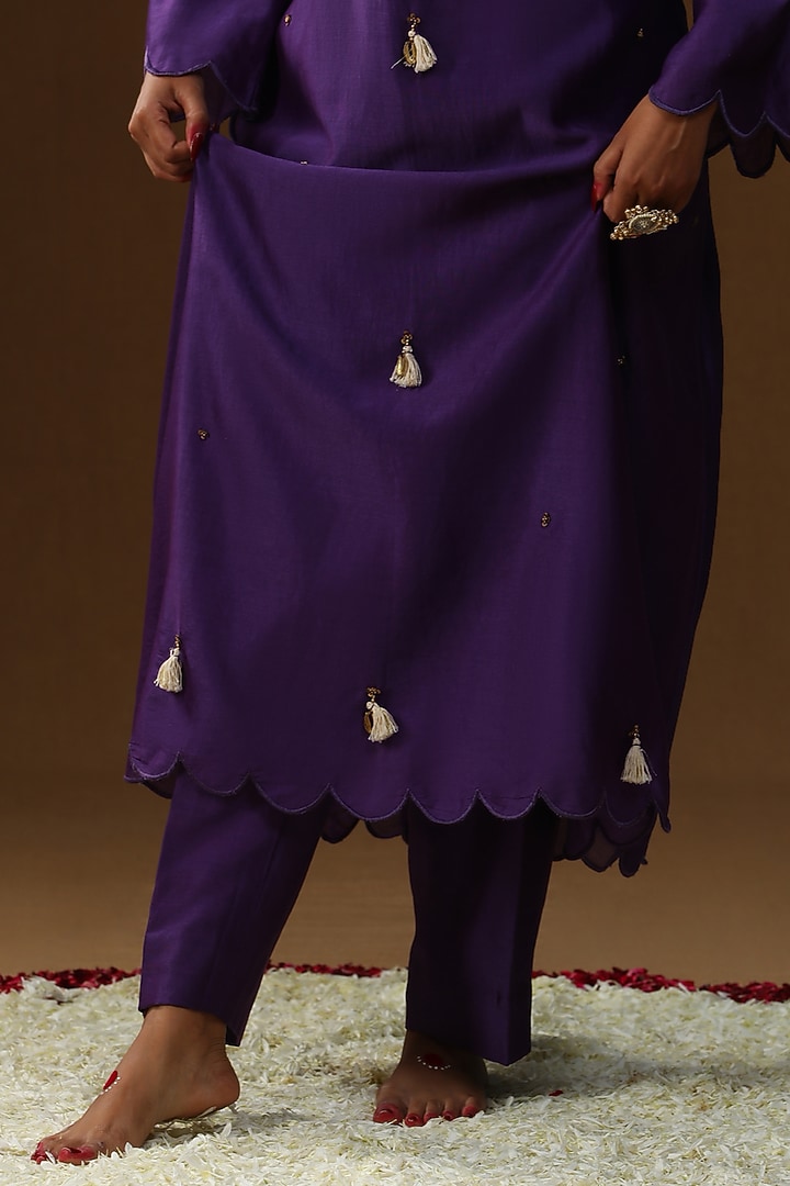 Purple Chanderi Silk Zari Embroidered Kurta Set by Arpita Sulakshana at Pernia's Pop Up Shop