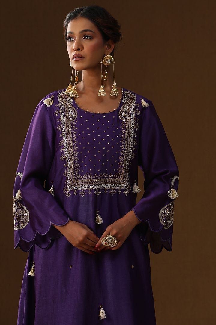 Purple Chanderi Silk Zari Embroidered Kurta Set by Arpita Sulakshana at Pernia's Pop Up Shop