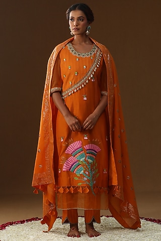 Orange Chanderi Silk Floral Hand Painted Kurta Set by Arpita Sulakshana