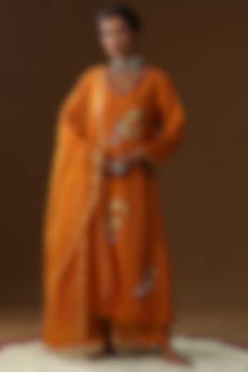 Orange Summer Silk Stroke Work Kurta Set by Arpita Sulakshana at Pernia's Pop Up Shop