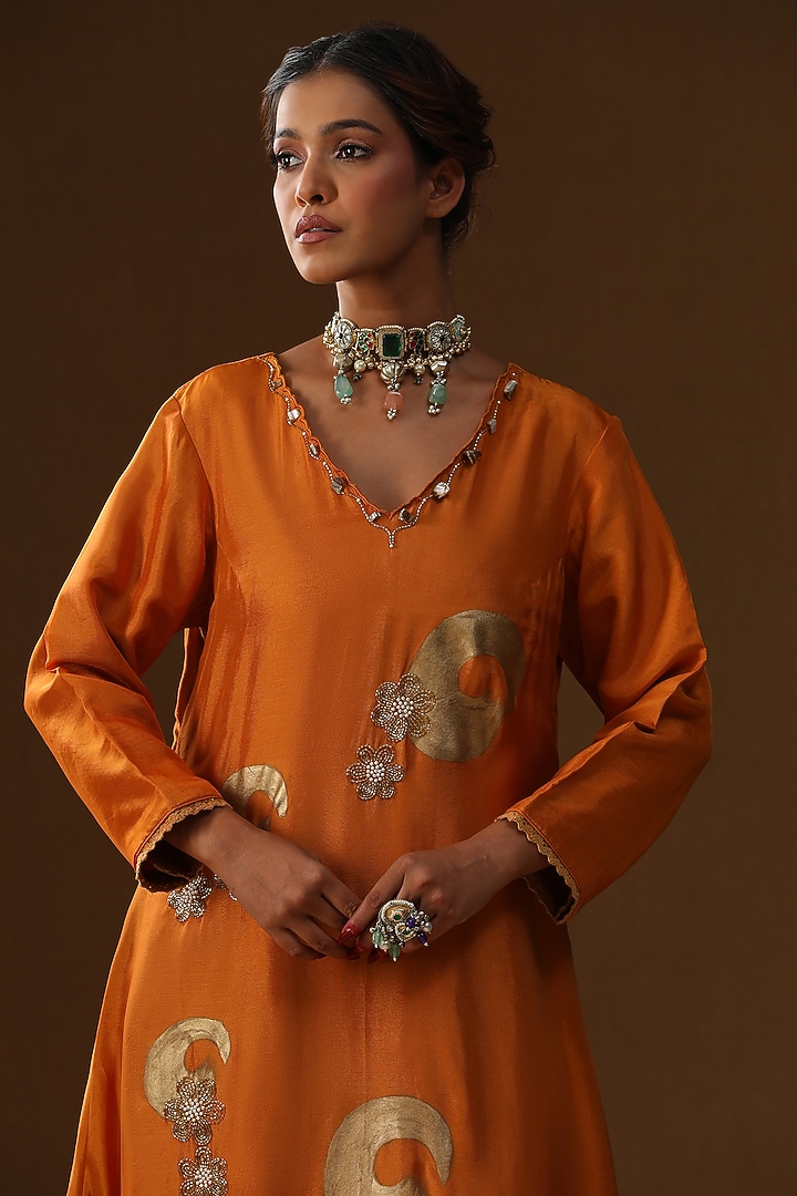 Orange Summer Silk Stroke Work Kurta Set by Arpita Sulakshana at Pernia's Pop Up Shop