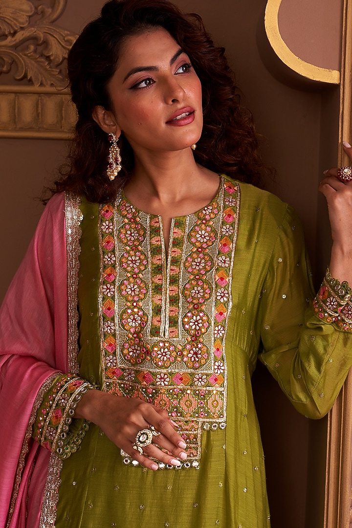 Gold Plated Kundan Polki & Emerald Stone Ring In Sterling Silver by Kaari at Pernia's Pop Up Shop