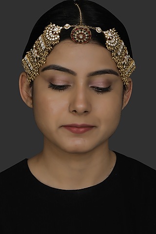 Gold Finish Kundan Polki Mathapatti In Sterling Silver by Kaari