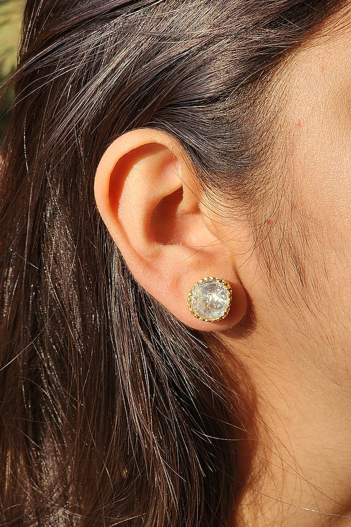 Gold Plated White Kundan Polki Necklace In Sterling Silver by Kaari at Pernia's Pop Up Shop