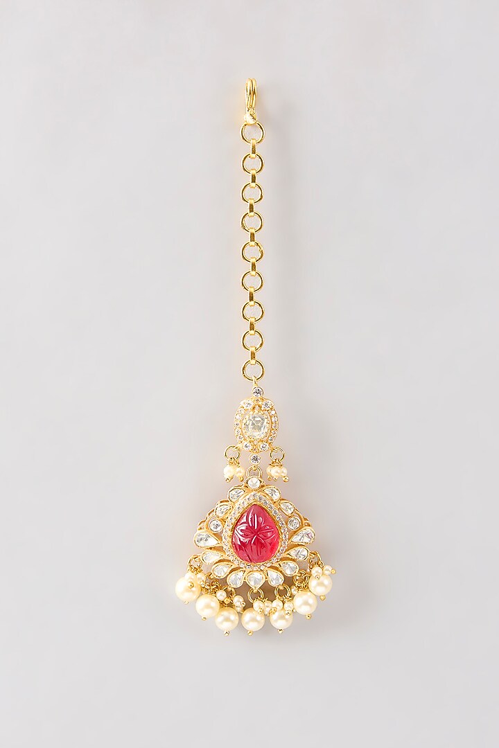 Gold Plated White Kundan Polki Handcrafted Maangtikka In Sterling Silver by KARISA DESIGNS at Pernia's Pop Up Shop