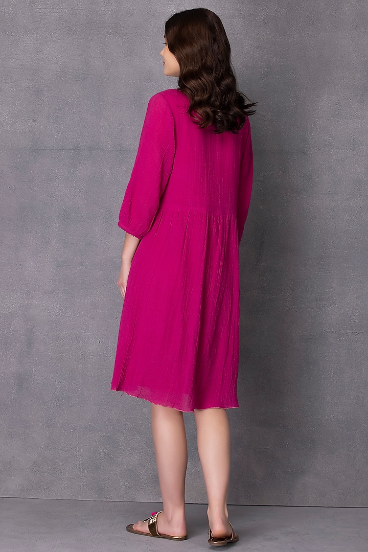 Pink Embroidered Tunic by Karuna Khaitan at Pernia's Pop Up Shop