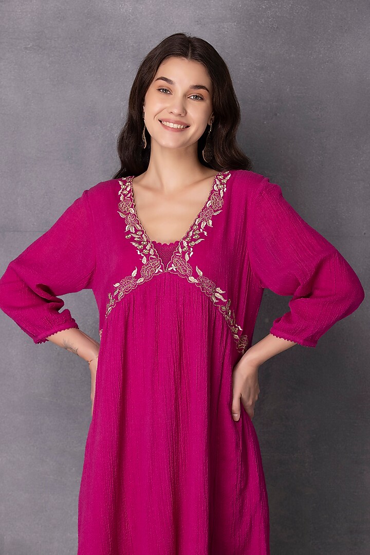 Pink Embroidered Tunic by Karuna Khaitan at Pernia's Pop Up Shop