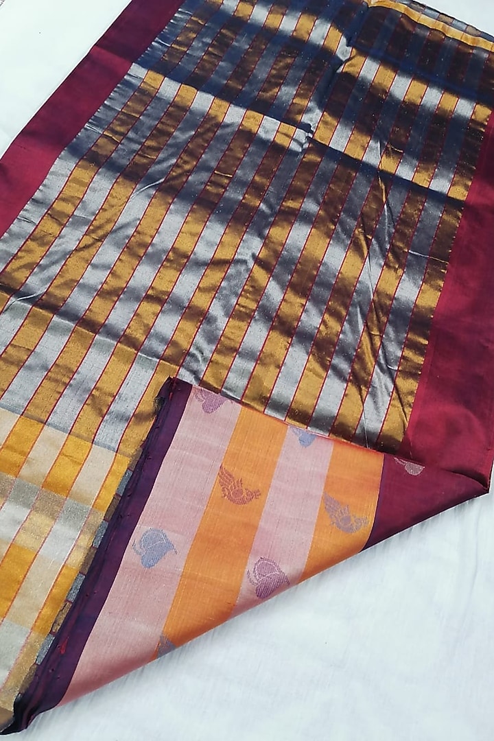 Red Handwoven Zari Festive Saree With Attached Blouse by Karunakar at Pernia's Pop Up Shop