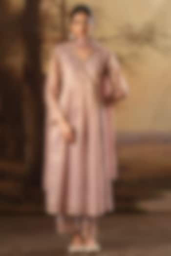 Lilac Handwoven Tissue Silk Embroidered Kurta Set by Karnya at Pernia's Pop Up Shop