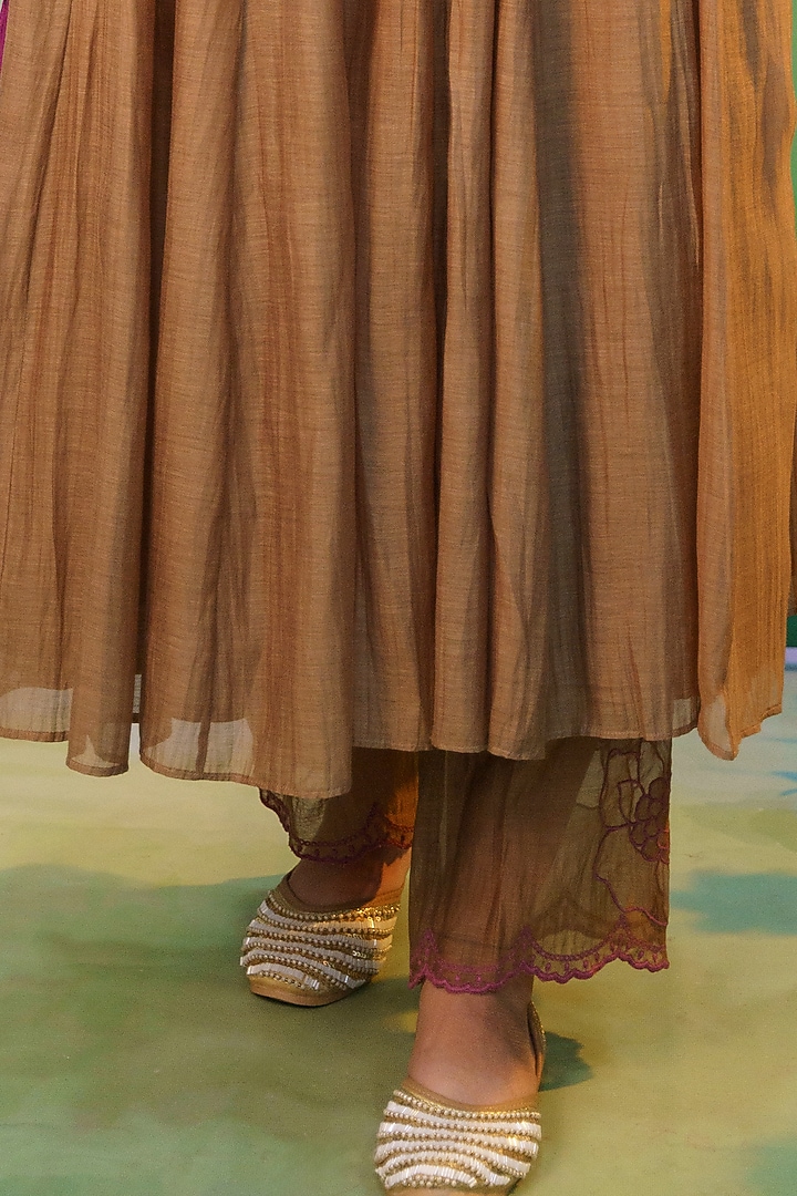 Dusty Brown Cotton Silk Thread Embroidered Kurta Set by Karnya at Pernia's Pop Up Shop