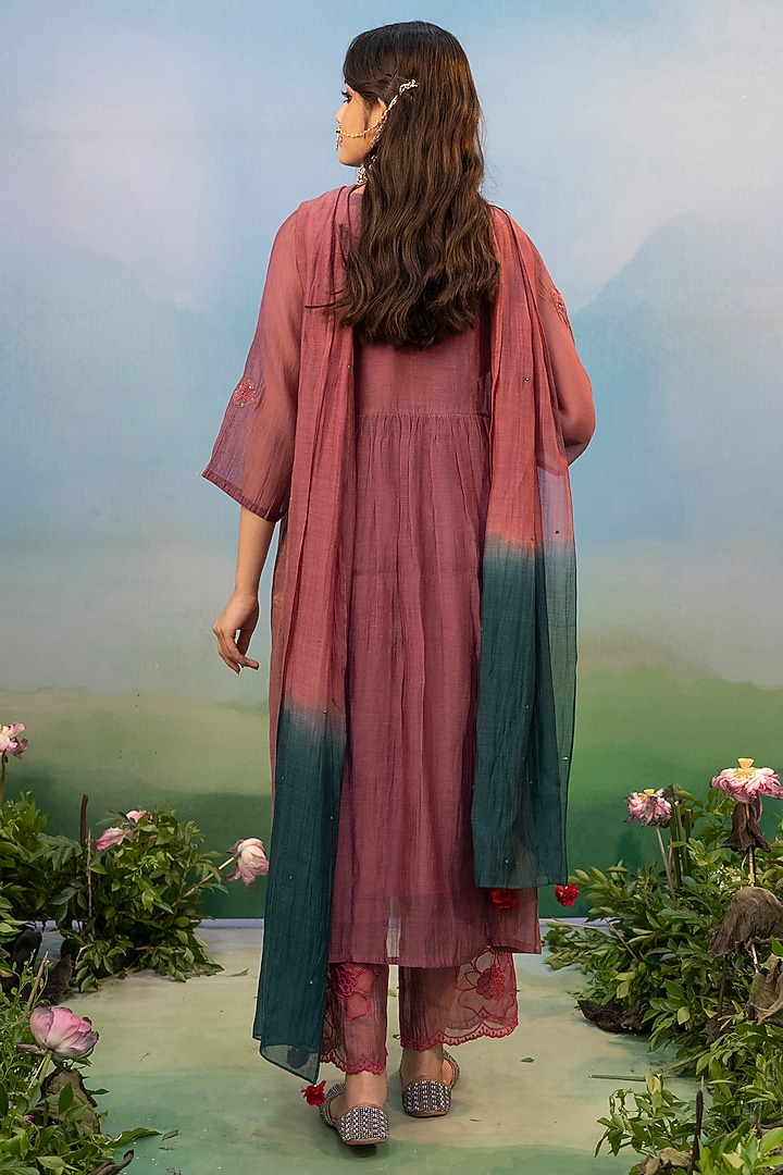 Orchid Pink Cotton Silk Thread Embroidered Kurta Set by Karnya at Pernia's Pop Up Shop