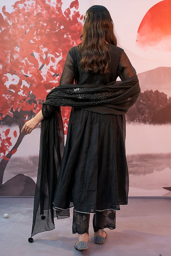 Black Cotton Silk Floral Embroidered Kurta Set by Karnya at Pernia's Pop Up Shop