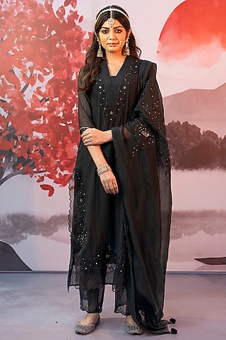 Black Cotton Silk Floral Embroidered Kurta Set by Karnya