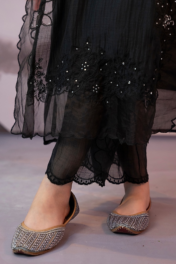 Black Cotton Silk Floral Embroidered Kurta Set by Karnya at Pernia's Pop Up Shop