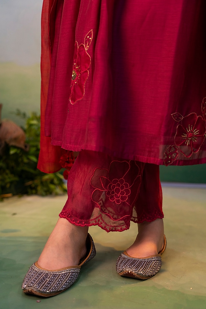 Deep Fuchsia Cotton Silk Floral Embroidered Kurta Set by Karnya at Pernia's Pop Up Shop