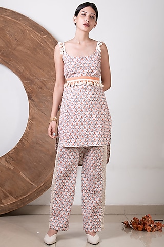 Peach Printed Lounge Pant Set by Kalakaari By Sagarika