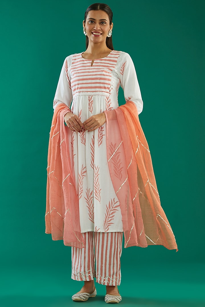 Peach Cotton Hand Block Printed Kurta Set by Kalakaari By Sagarika at Pernia's Pop Up Shop