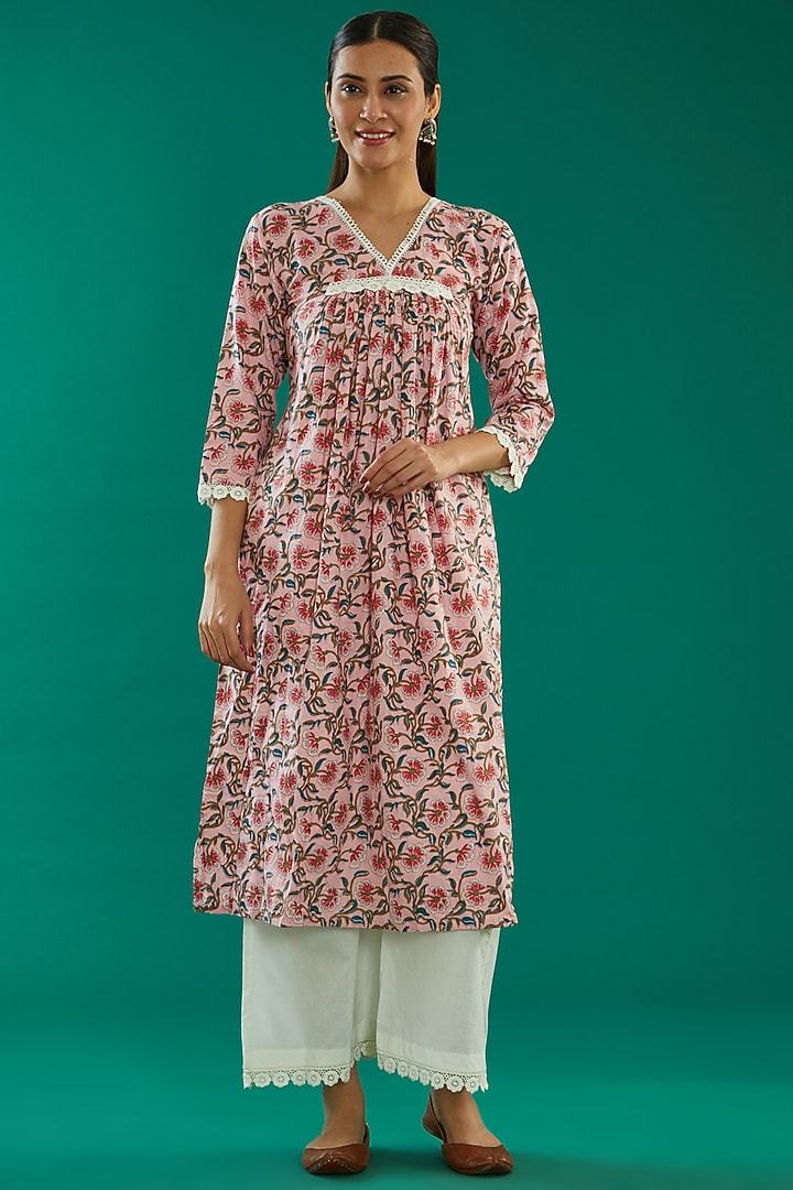 Pink Cotton Printed Kurta Set by Kalakaari By Sagarika at Pernia's Pop Up Shop