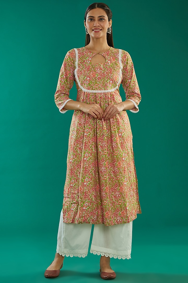 Peach Cotton Printed Kurta Set by Kalakaari By Sagarika at Pernia's Pop Up Shop