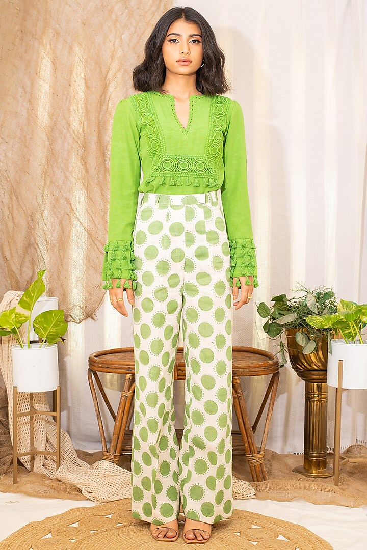 Off-White & Green Polka Dot Co-Ord Set by Kalakaari By Sagarika at Pernia's Pop Up Shop