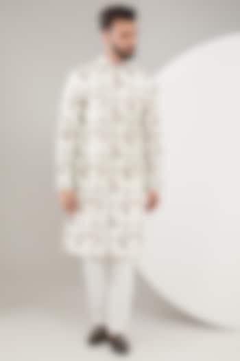 Lilac & White Silk Floral Embroidered Kurta by Kasbah Clothing