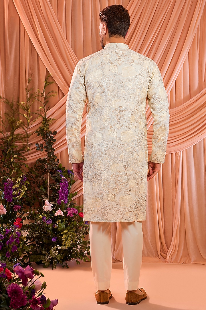 Cream Silk Threadwork Chikankari Kurta by Kasbah Clothing at Pernia's Pop Up Shop