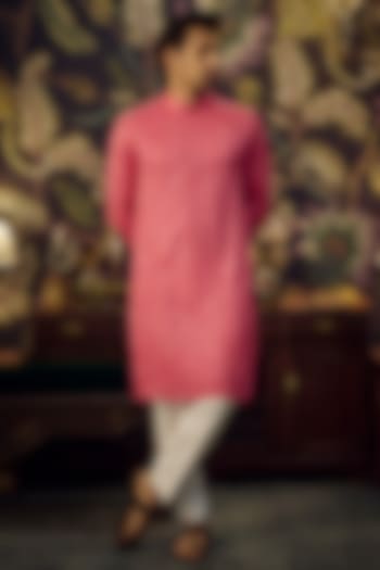 Hot Pink Georgette Thread Embroidered Chikankari Kurta by Kasbah Clothing at Pernia's Pop Up Shop