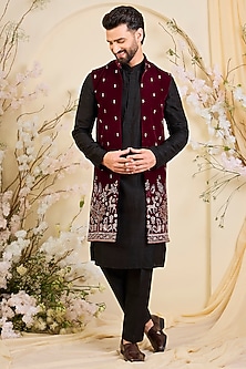 product-color-Maroon
